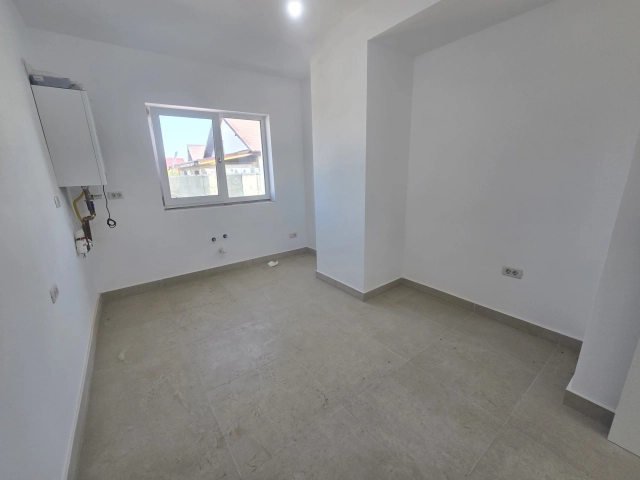Apartament 4 camere - Bucium