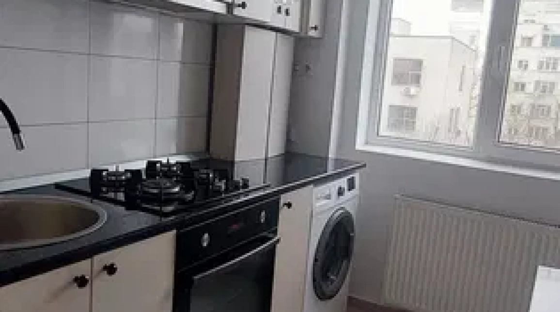 Oferta Apartament, 2 camere semidecomandat, 54 mp, Podu Ros, de inchiriat,  Palas Mall imagine 4