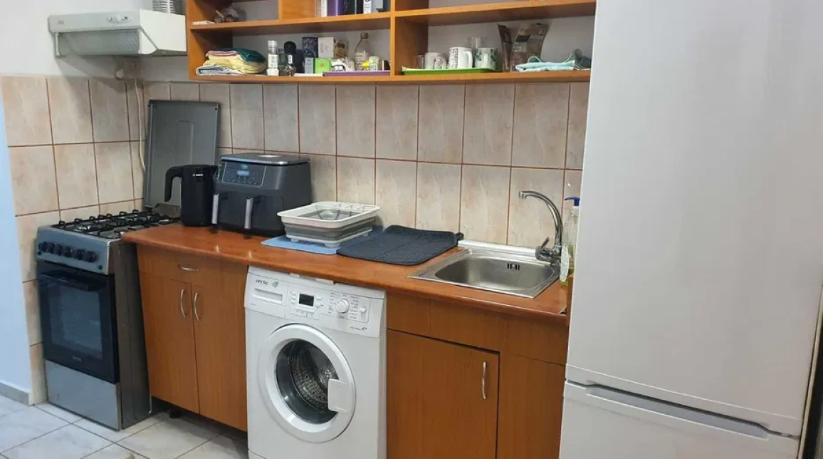 Oferta De inchiriat apartament, 1 camera, decomandat, 36 mp, Podul de Fier,  Profi imagine 3