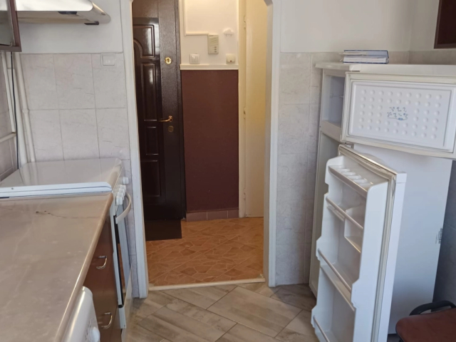 De inchiriat apartament, 2 camere,  semidecomandat,  50 mp, Podu Ros,  (Scoala Gimnaziala Titu Maiorescu) 162427