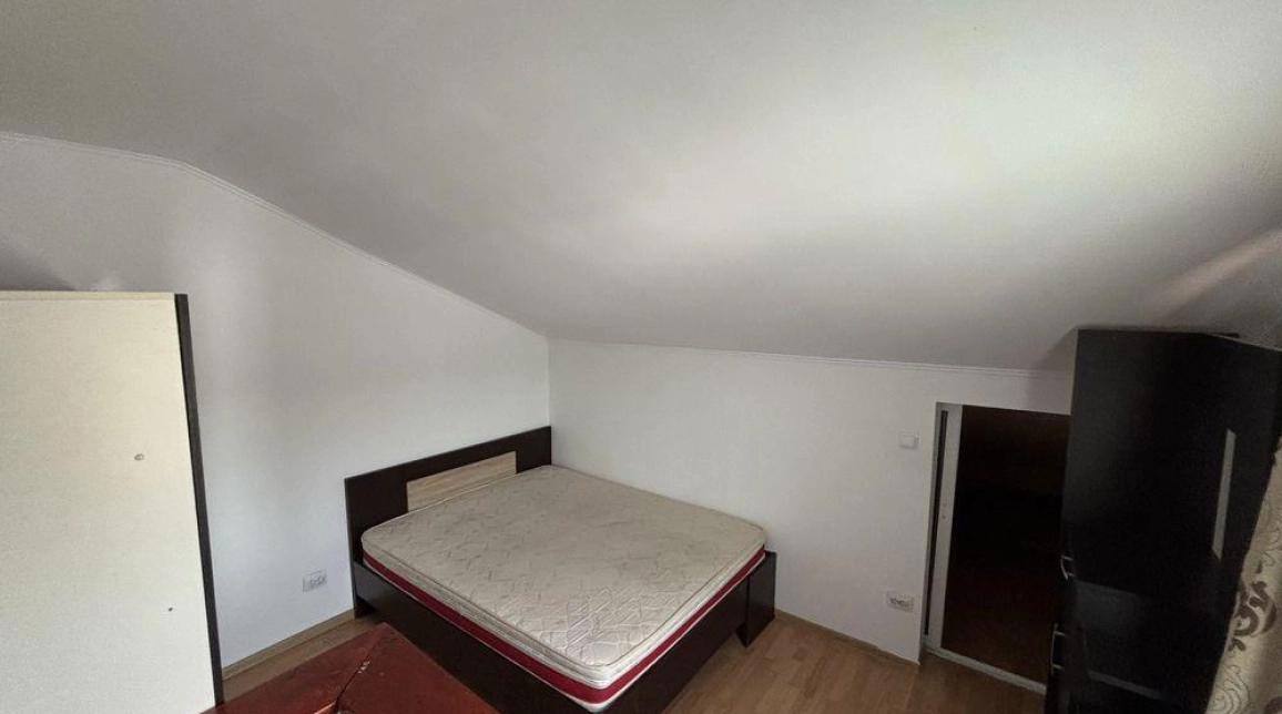 Oferta Apartament, 2 camere decomandat, 48 mp, Mircea cel Batran, de inchiriat,  Liceul tehnologic  economic de turism,  corp B imagine 3