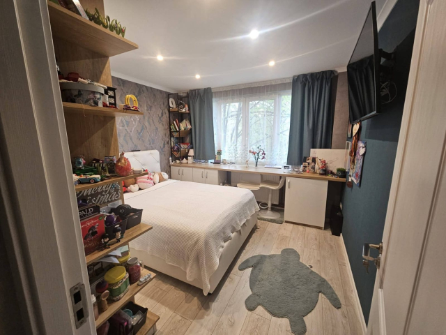 Apartament, 3 camere  semidecomandat,  72 mp, Tatarasi, de vanzare,  (Liceul Alexandru Ioan Cuza) 162316