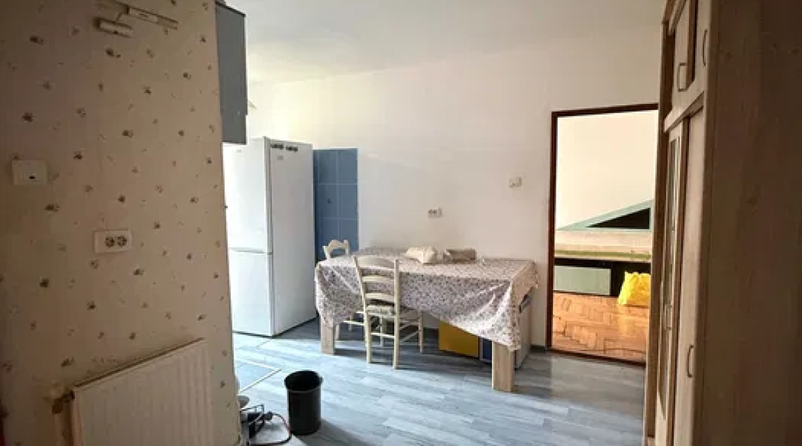 Oferta Apartament, 2 camere decomandat, 52 mp, Precista, de vanzare,  Careffour / Mare e Monte imagine 5