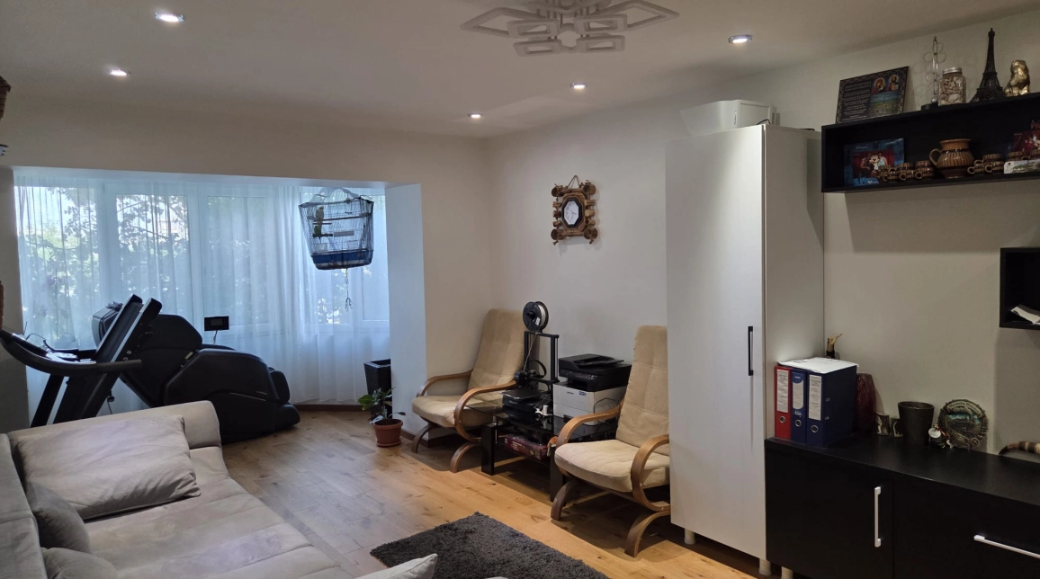 Oferta De vanzare apartament, 3 camere, decomandat, 82 mp, Nicolina,  Prima Statie-Panasonic imagine 3