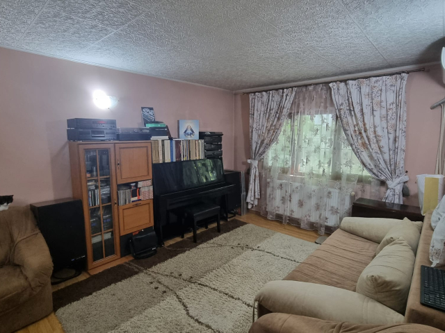 Apartament de vanzare, 4 camere,  decomandat,  81 mp, Nicolina,  (Nicolina 2 - Libertatii) 163130