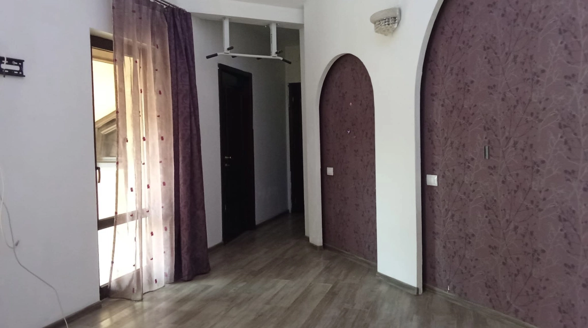 Oferta Bucium casa 280 mp, 8 camere, de vanzare,  dupa restauranu Onix imagine 8