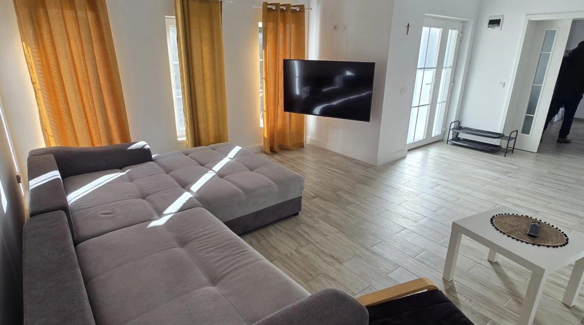 Oferta De vanzare casa, 3 camere, 73 mp, Lunca Cetatuii,  Hanul Visoianu imagine 1