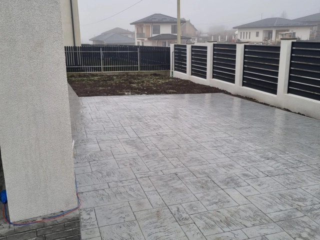 Apartament 4 camere - Miroslava