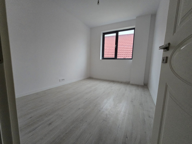 4 camere,  decomandat,  86 mp, de vanzare apartament nou in zona Alexandru cel Bun,  (Zimbru-Tigarete) 138863