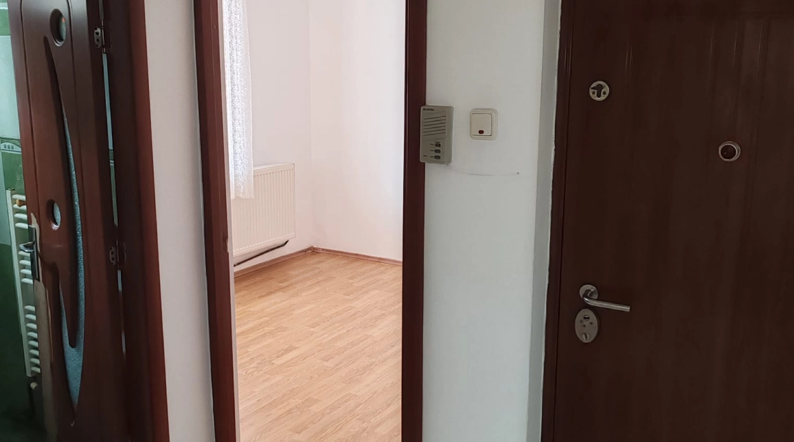 Oferta Darmanesti apartament 50 mp, 2 camere, decomandat, de vanzare,  Macrina imagine 9