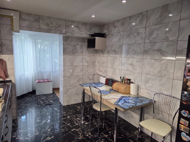 Apartament 3 camere - Nicolina