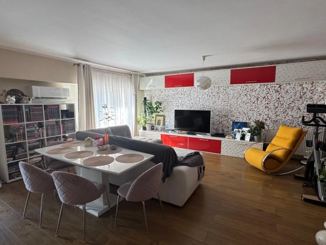 Apartament 3 camere - Nicolina