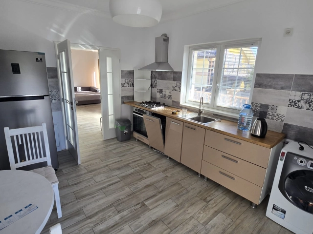 Apartament 3 camere - Lunca Cetatuii