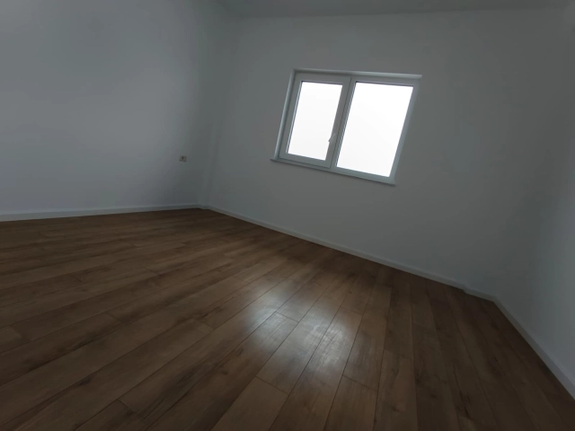 Apartament 4 camere - Valea Lupului