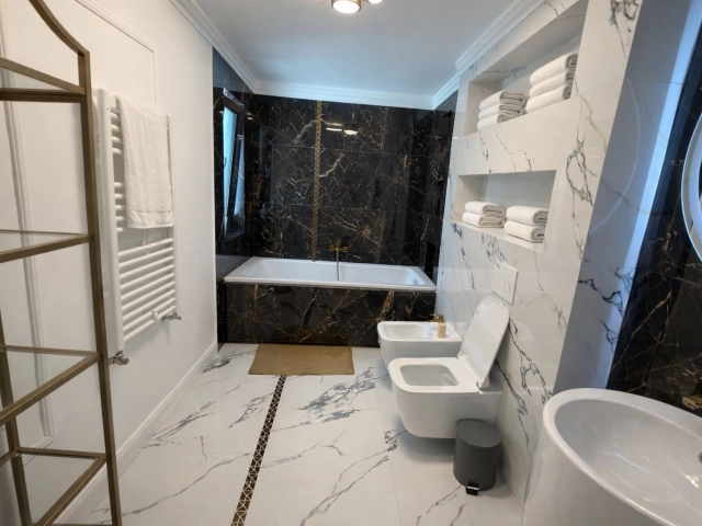 Apartament 5 camere - Valea Lupului