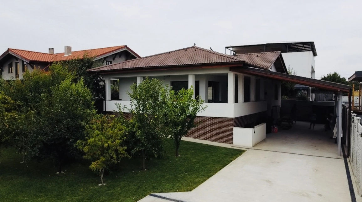 Oferta 5 camere, 236 mp, de vanzare casa in zona Ovidiu,  oras Ovidiu imagine 3