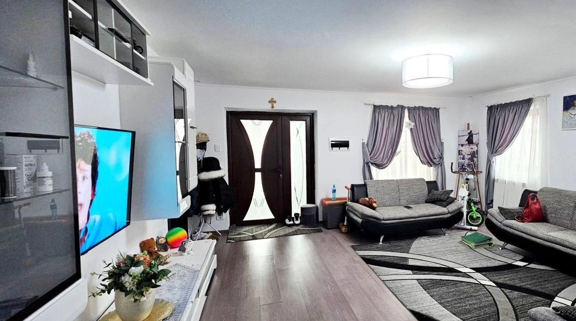 Oferta Casa, 5 camere , 314 mp, Fermelor, de vanzare,   imagine 2