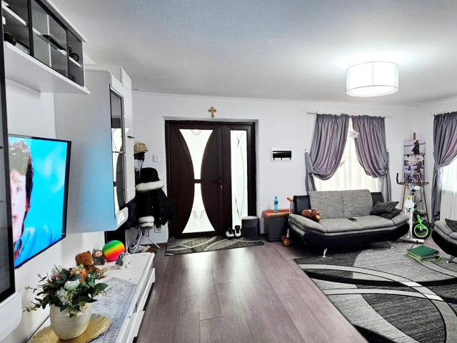 Casa, 5 camere, 314mp, Fermelor, de vanzare,   161761