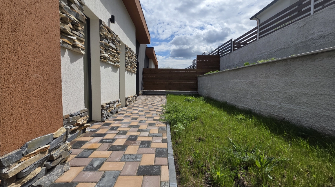 Oferta Casa, 3 camere , 80 mp, CUG, de vanzare,  Valea Adanca imagine 2