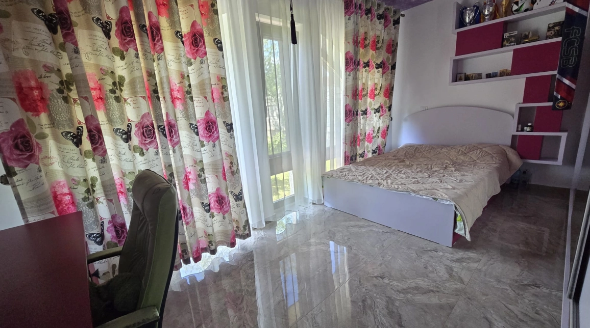 Oferta Casa de vanzare, 5 camere, 140 mp, Bucium,  Ami Pizza imagine 12