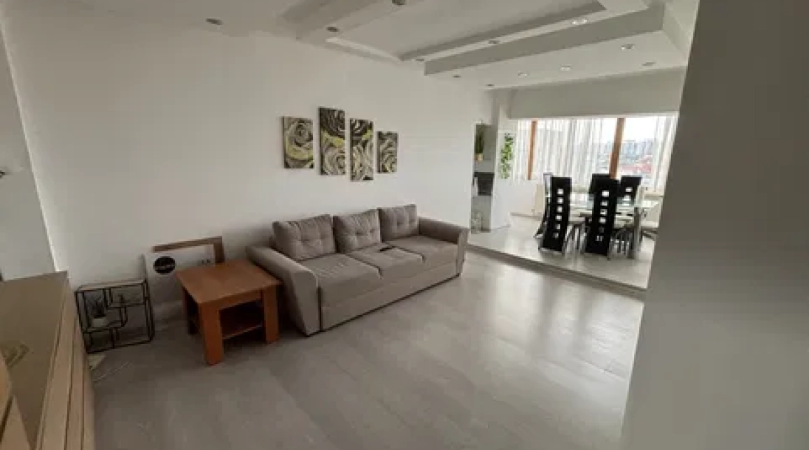 Oferta Central apartament 63 mp, 2 camere, decomandat, de inchiriat,  Hala Centrala imagine 2