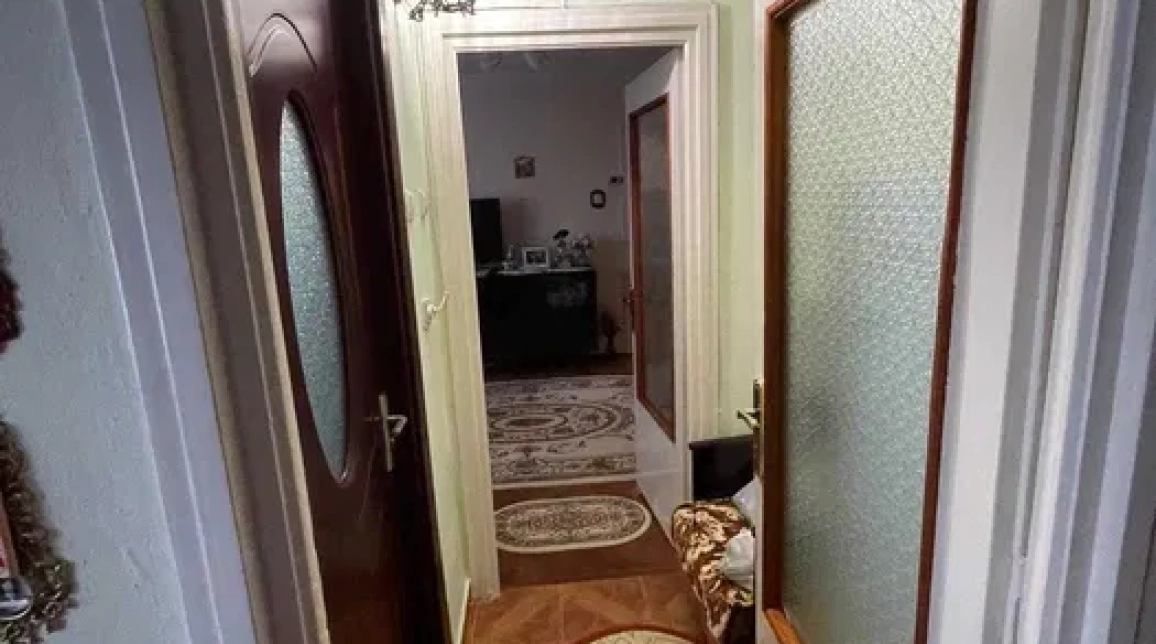 Oferta 2 camere, semidecomandat, 45 mp, de vanzare apartament in zona Central imagine 4