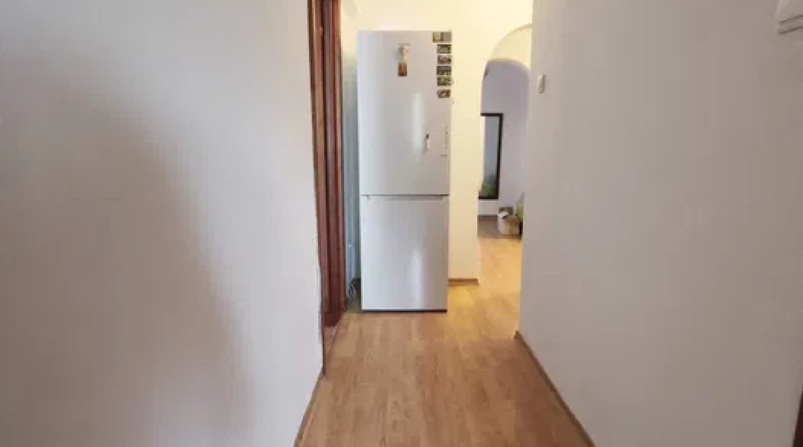 Oferta 3 camere, decomandat, 76 mp, de vanzare apartament in zona Nicolina,  Lidl Poitiers imagine 6