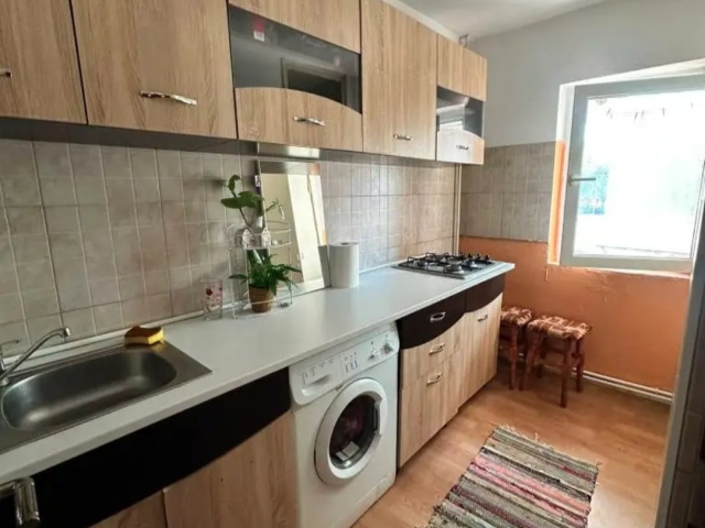Apartament, 1 camera  decomandat,  35 mp, Nicolina, de vanzare,  (Prima statie ) 162636
