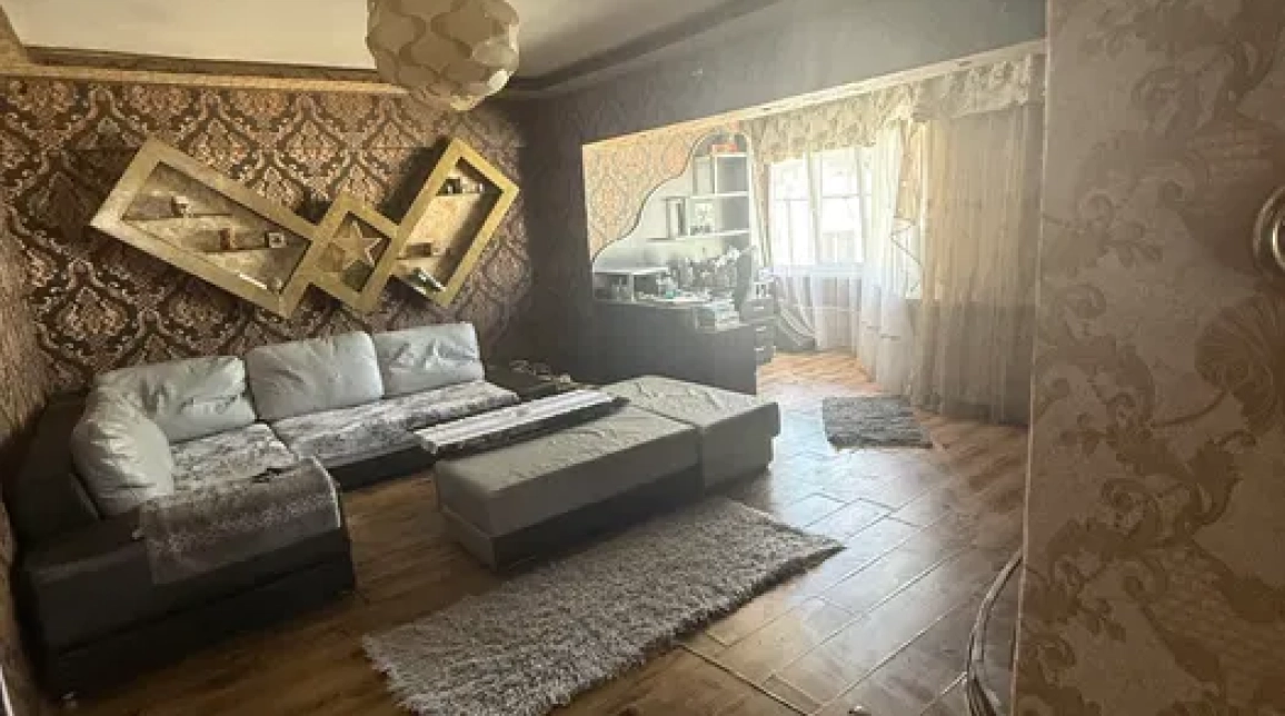 Oferta 3 camere, decomandat, 80 mp, de vanzare apartament in zona Maratei,  Regal imagine 1