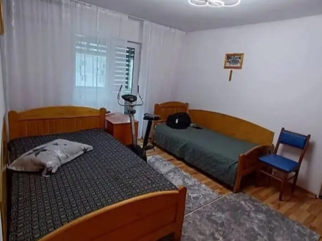 Apartament, 2 camere  semidecomandat,  42 mp, Dacia, de vanzare,  (Bicaz) 162811