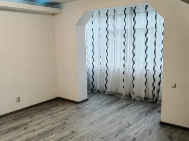 De vanzare apartament, 2 camere,  decomandat,  56 mp, Central,  (Gara) 162907