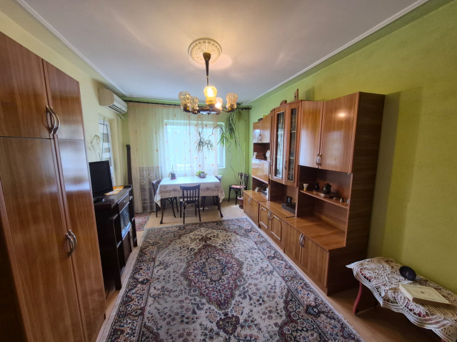 De vanzare apartament, 2 camere,  decomandat,  47 mp, Dacia,  (A La Grec) 162932