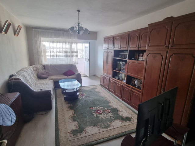 De vanzare apartament, 4 camere,  decomandat,  93 mp, CUG,  (Rondu Vechi - Selgros) 163412