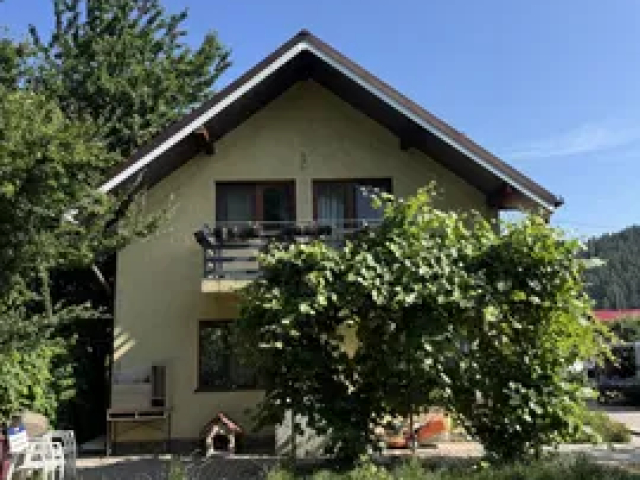 3 camere,  155mp, de vanzare casa in zona Pangarati,  (Preluca) 159938
