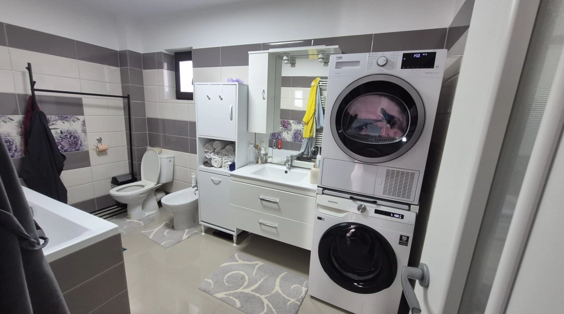 Oferta De vanzare casa, 5 camere, 110 mp, Miroslava,  Transanapet imagine 17