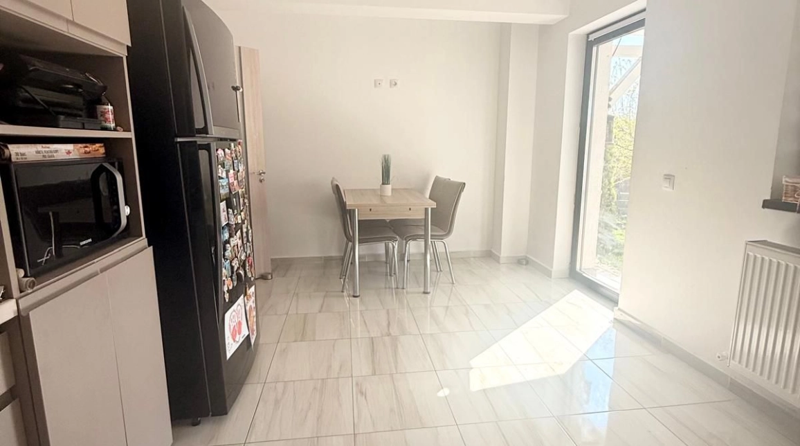 Oferta De vanzare casa, 4 camere, 127 mp, Miroslava,  dupa stadion imagine 2