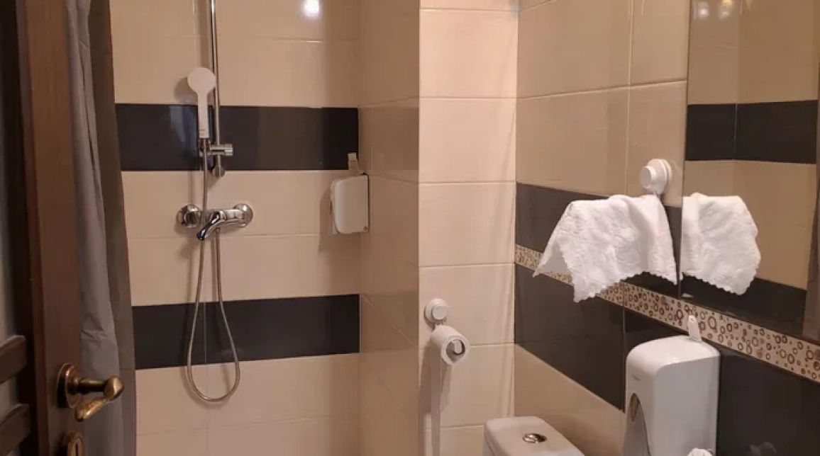 Oferta Apartament, 4 camere decomandat, 80 mp, Tudor Vladimirescu, de inchiriat,  Statia Padurii imagine 7