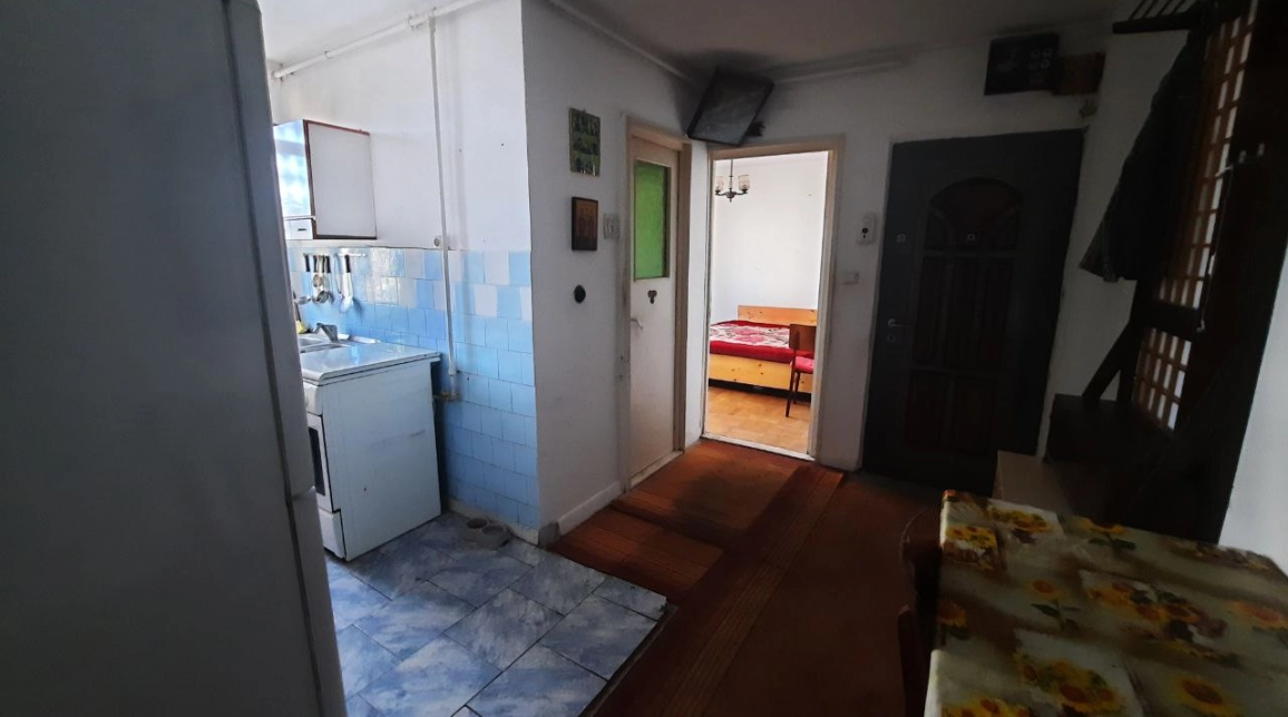 Oferta Apartament, 2 camere decomandat, 45 mp, Central, de vanzare,  Aurora / Dacia imagine 3