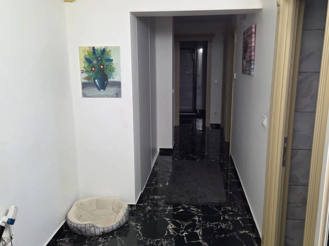 Apartament 3 camere - Nicolina