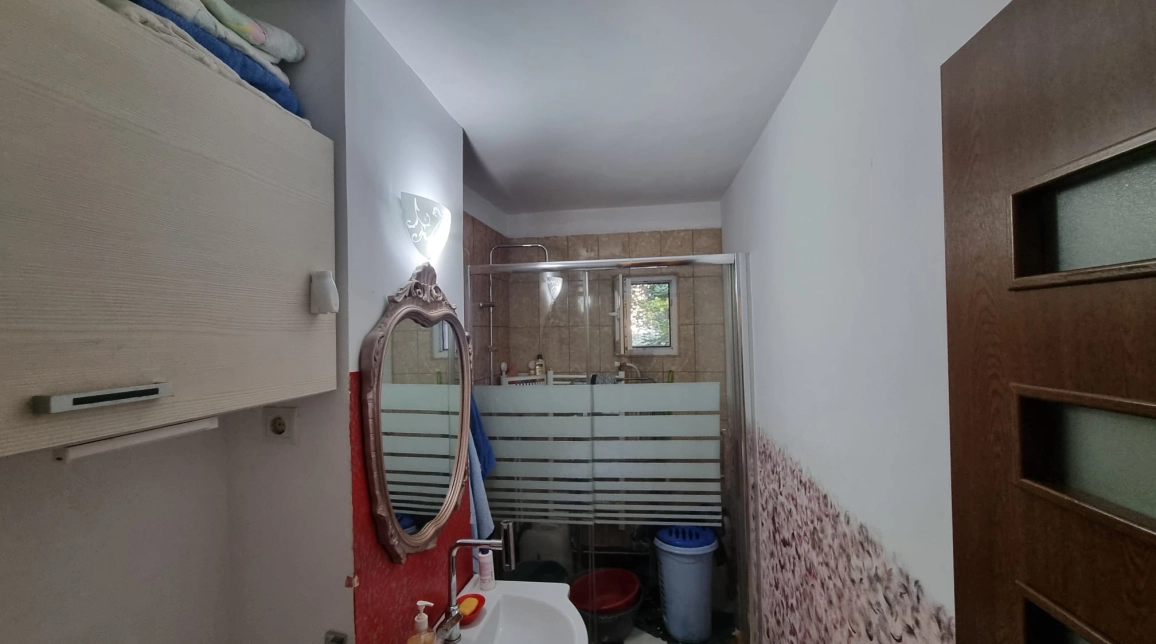 Oferta Apartament, 2 camere decomandat, 50 mp, Nicolina, de vanzare,  Belvedere imagine 8