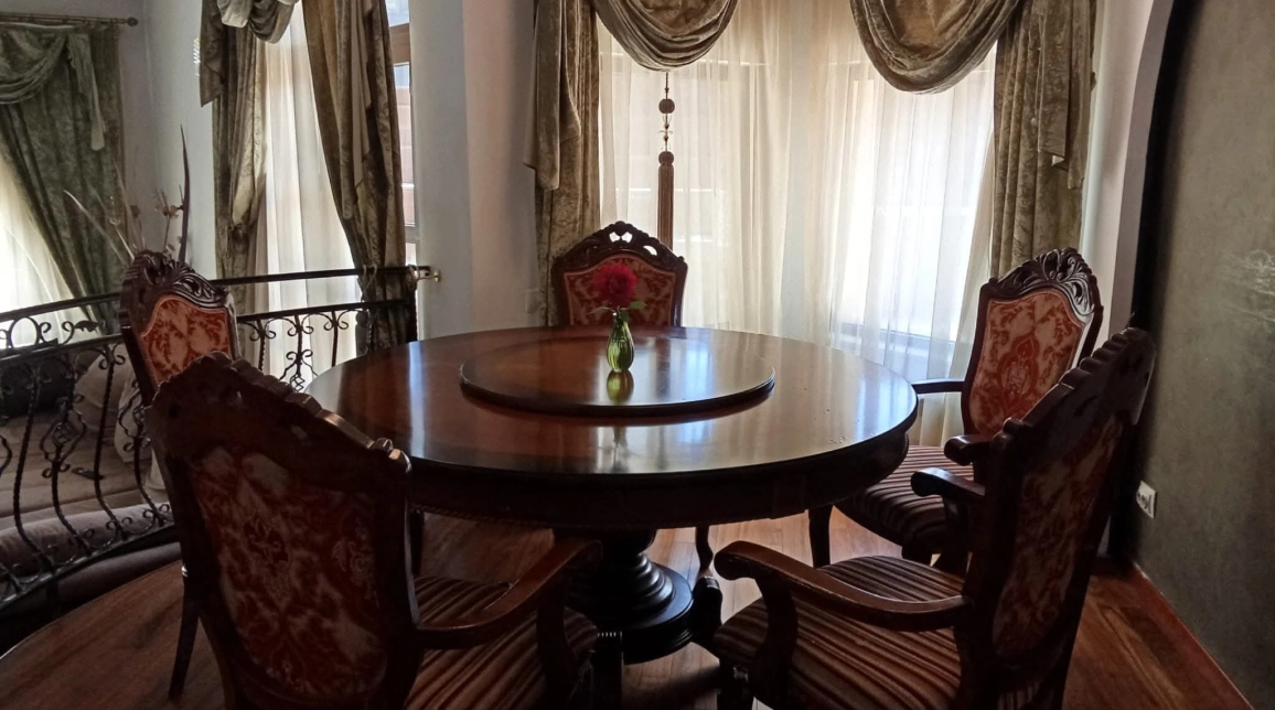 Oferta Bucium casa 280 mp, 8 camere, de vanzare,  dupa restauranu Onix imagine 6