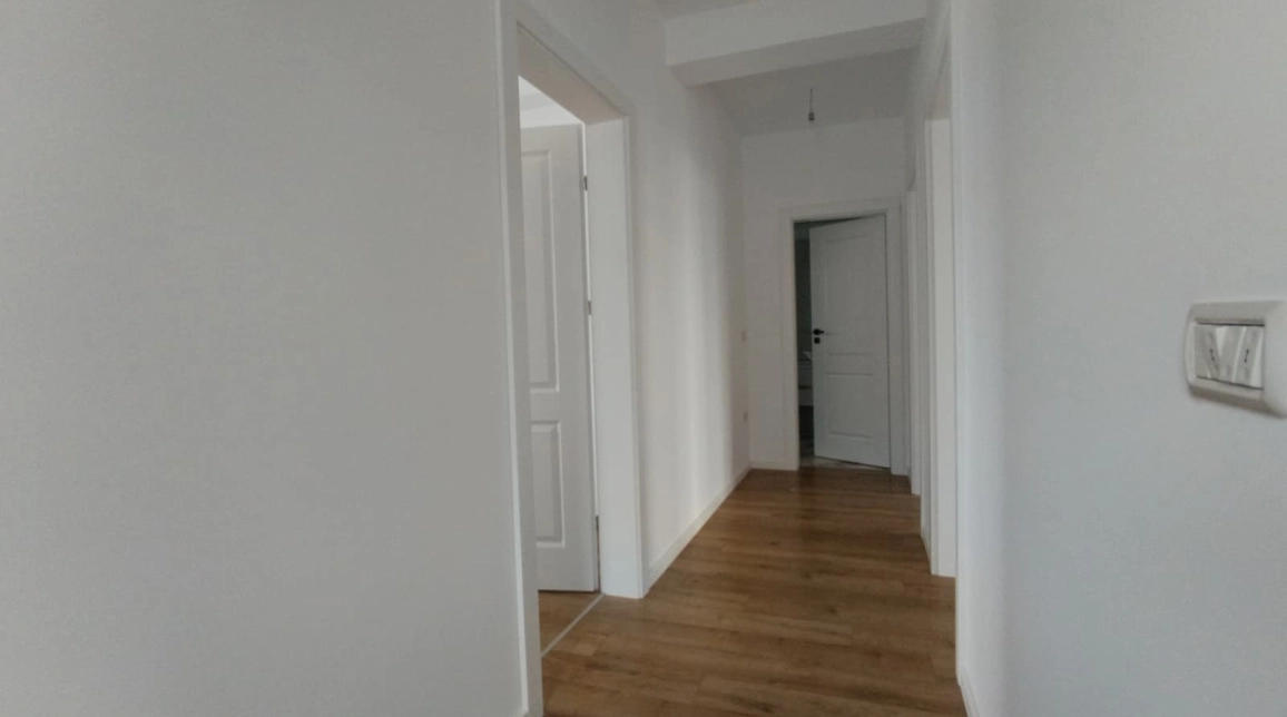 Oferta Casa de vanzare, 4 camere, 164 mp, Valea Lupului,  ( La 7 minute de Rond Pacurari) imagine 4