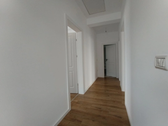 Apartament 4 camere - Valea Lupului