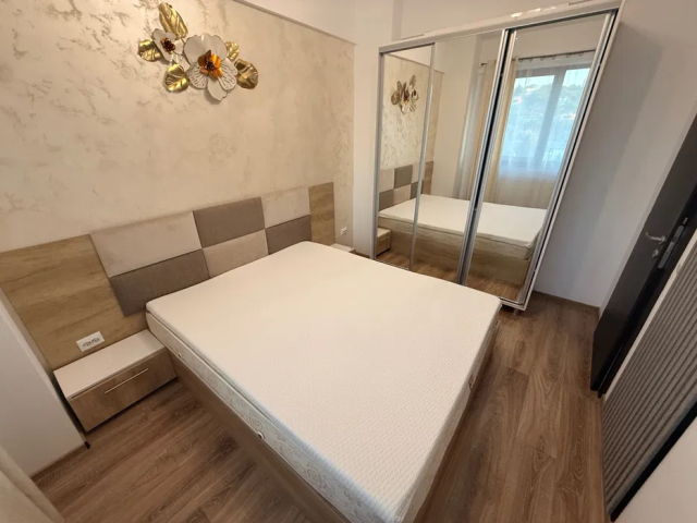 Apartament, 2 camere  semidecomandat,  45 mp, Pacurari, de inchiriat,  (Petru Poni) 162791