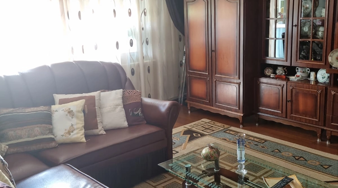 Oferta Apartament de vanzare, 4 camere, decomandat, 92 mp, Calea Romanului,  OMV imagine 3