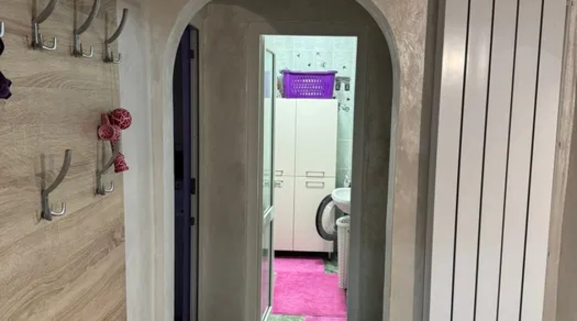 Oferta Apartament, 4 camere decomandat, 100 mp, Savinesti, de vanzare imagine 4
