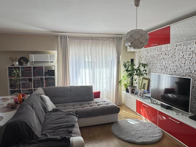 Apartament 3 camere - Nicolina