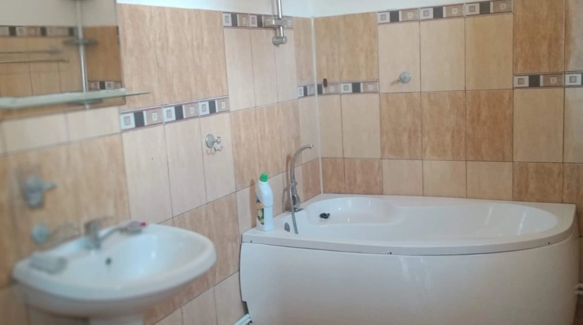 Oferta Casa, 5 camere , 180 mp, Miroslava, de vanzare,  Primaria Miroslava imagine 2