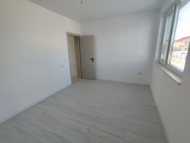 Apartament 4 camere - Popas Pacurari