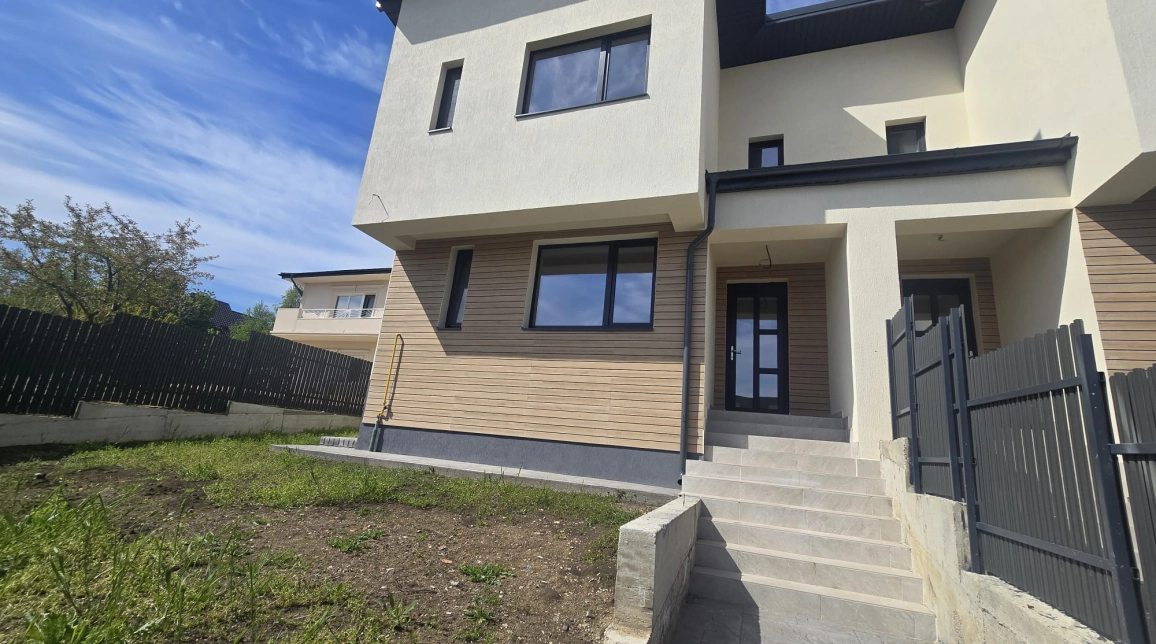 Oferta Casa de vanzare, 4 camere, 100 mp, Popas Pacurari,  Strada Soarelui -acces asfaltat imagine 1